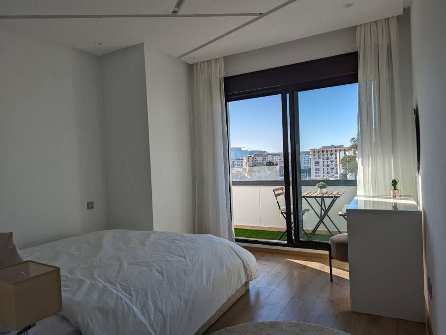 Superb & Sunny 2Br & 2Ba Apt. W/ Seaview, Malabata Tangier Exterior photo