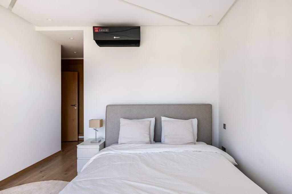 Superb & Sunny 2Br & 2Ba Apt. W/ Seaview, Malabata Tangier Exterior photo