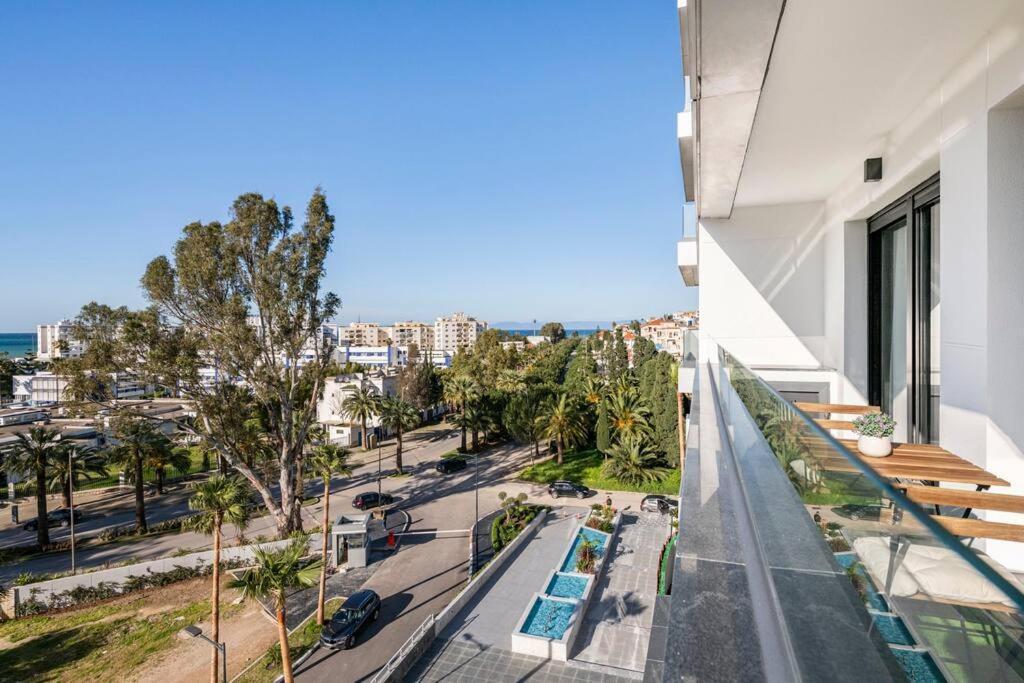 Superb & Sunny 2Br & 2Ba Apt. W/ Seaview, Malabata Tangier Exterior photo