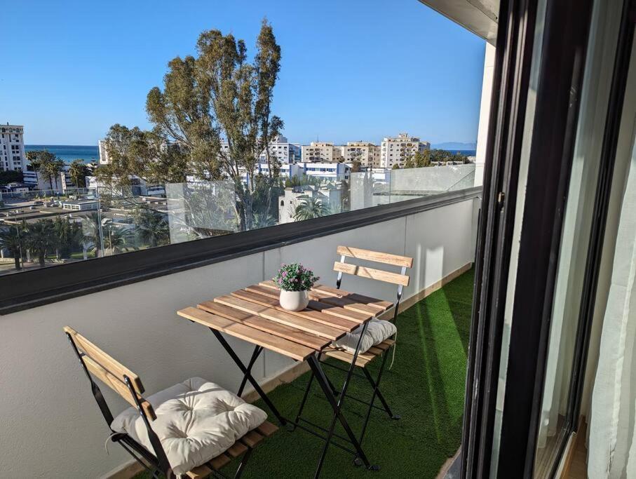 Superb & Sunny 2Br & 2Ba Apt. W/ Seaview, Malabata Tangier Exterior photo